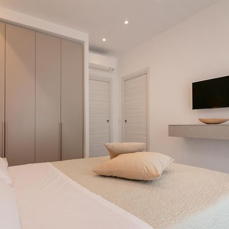 Mt Apartments แตร์โมลิ ภายนอก รูปภาพ