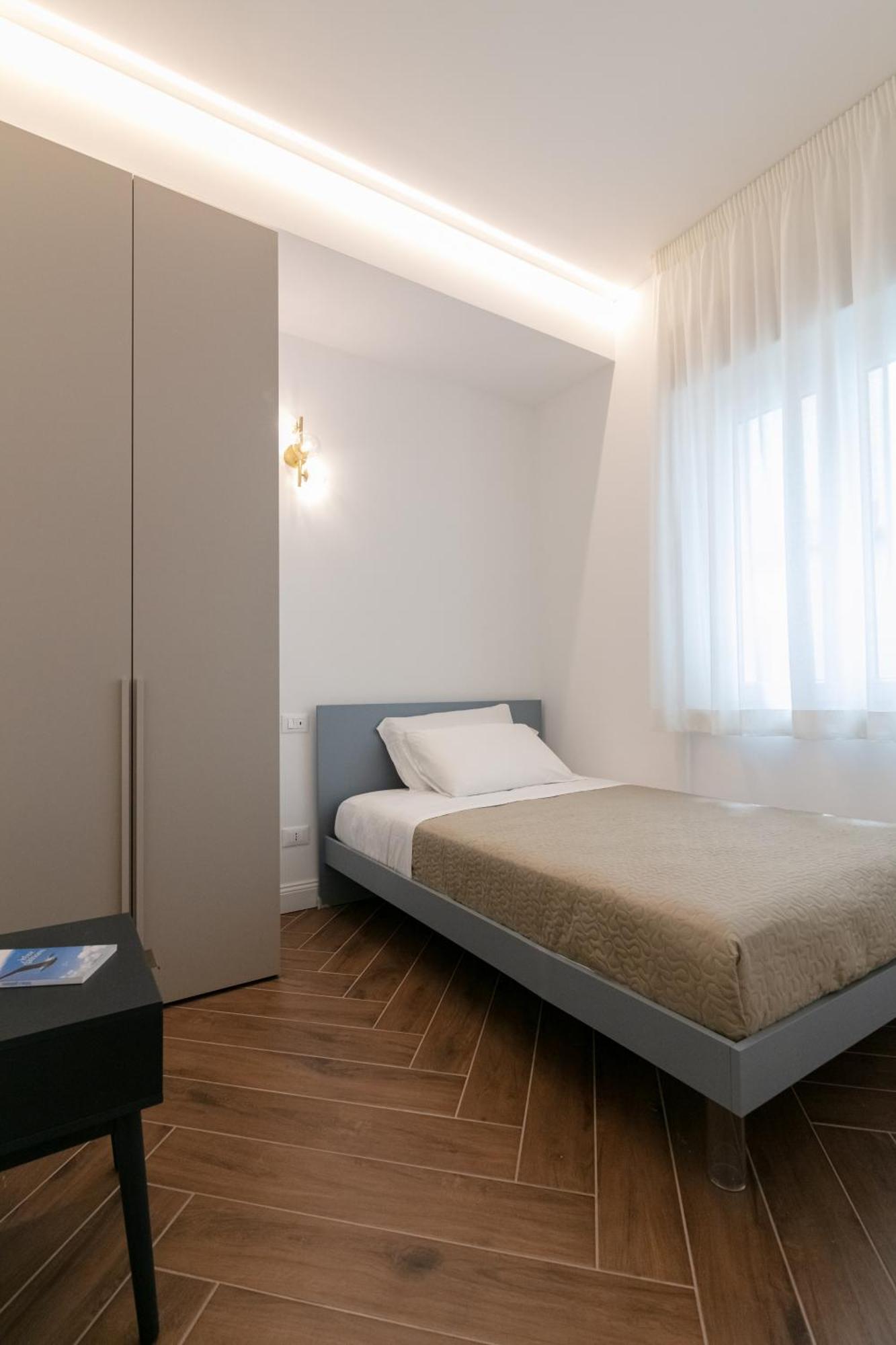 Mt Apartments แตร์โมลิ ภายนอก รูปภาพ