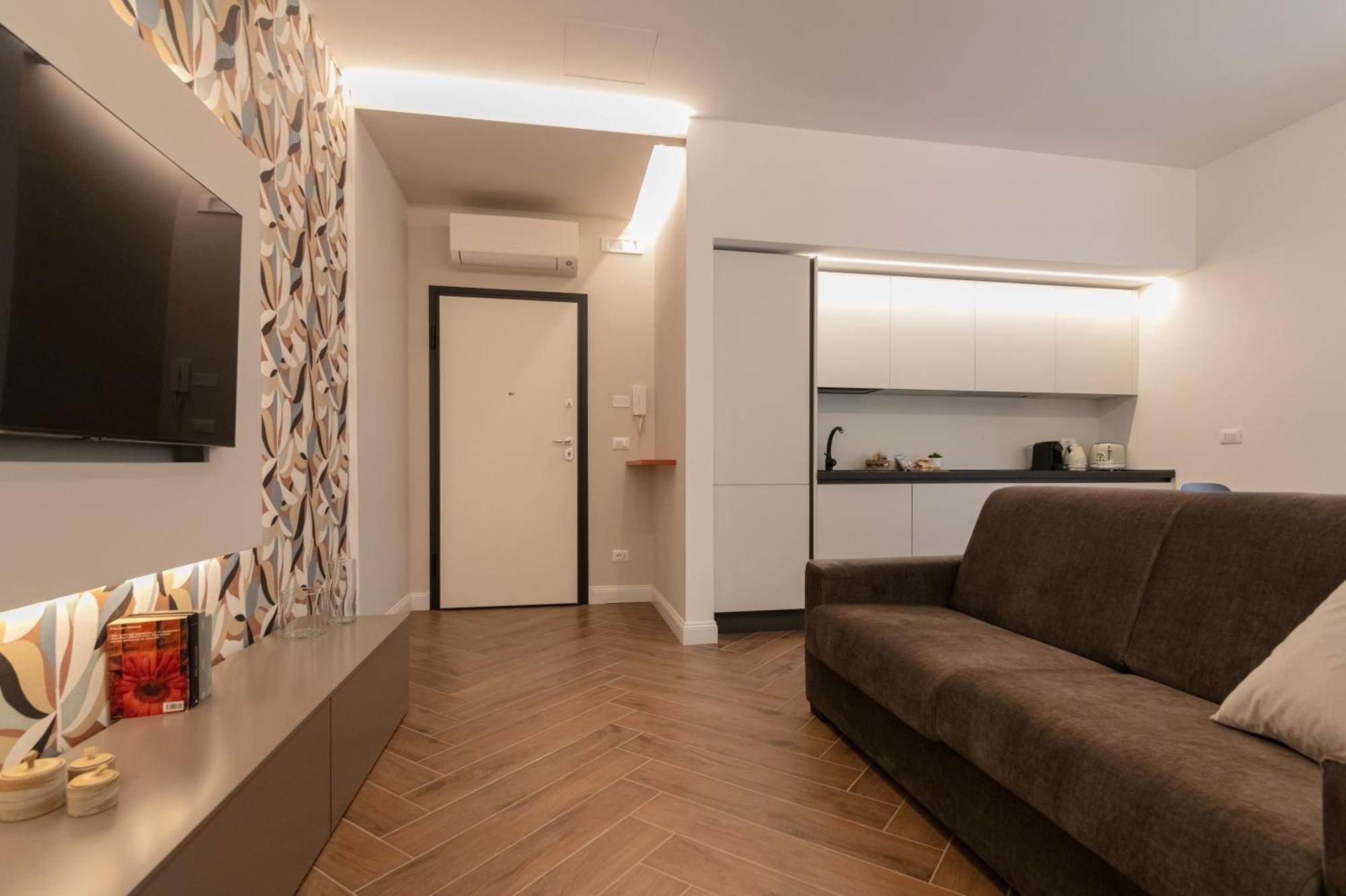 Mt Apartments แตร์โมลิ ภายนอก รูปภาพ