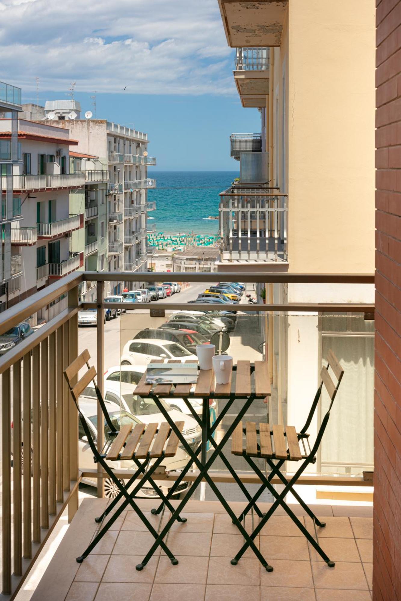 Mt Apartments แตร์โมลิ ภายนอก รูปภาพ